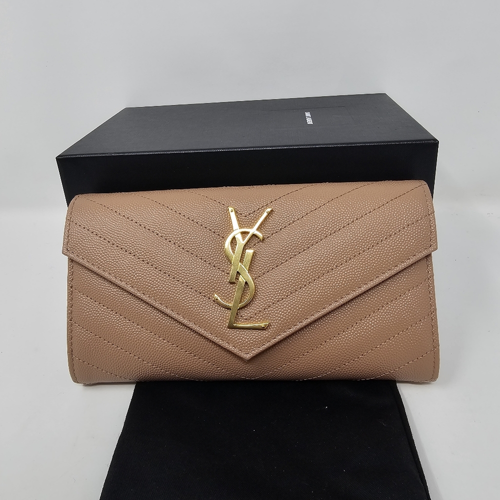 Yves Saint Laurent Grain De Poudre Matelasse Chevron Monogram Wallet - Picture 3 of 16